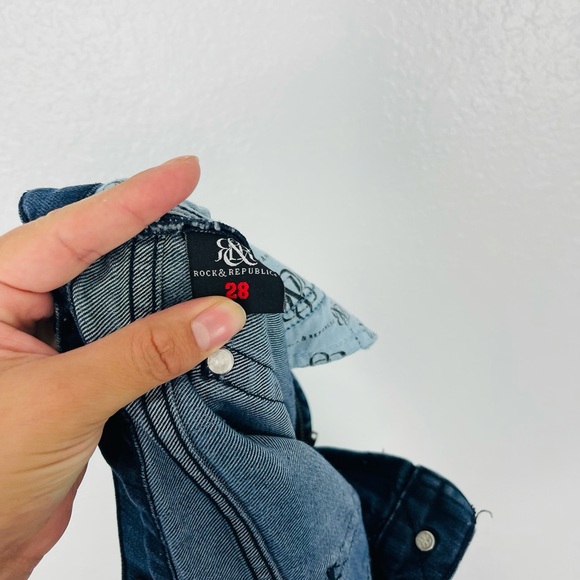 ROCK & REPUBLIC BLUE SKINNY JEANS ANKLE ZIPPER - Picture 9 of 9